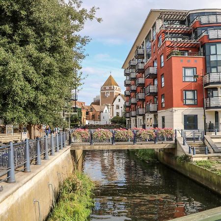 River View - Kingston คิงส์ตันอะพอนเทมส์ ภายนอก รูปภาพ