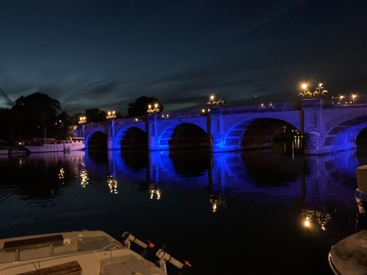 River View - Kingston คิงส์ตันอะพอนเทมส์ ภายนอก รูปภาพ