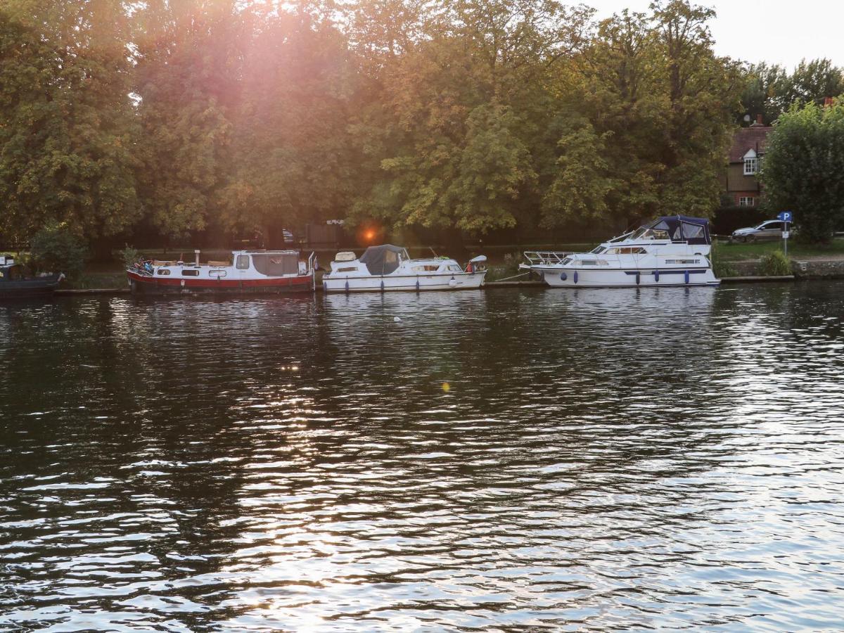 River View - Kingston คิงส์ตันอะพอนเทมส์ ภายนอก รูปภาพ